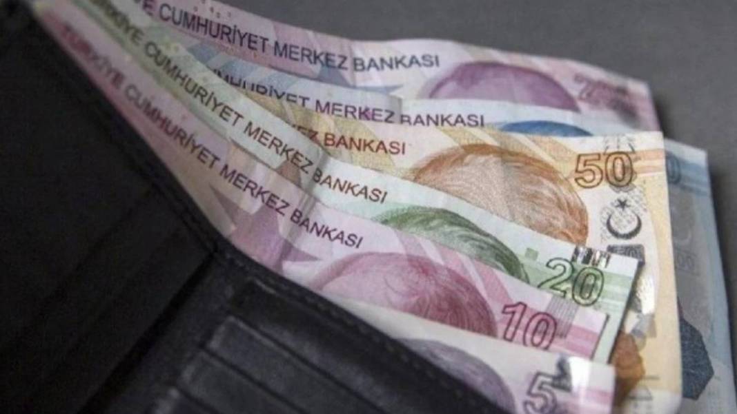 Bankaların mevduat faizleri değişti mi? 300 bin liranın aylık getirisi ne kadar? İşte banka banka faiz oranları 5